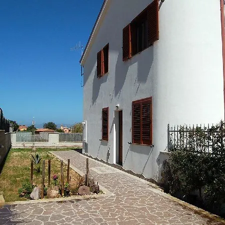 Rosa 펜션 SantʼAntìoco